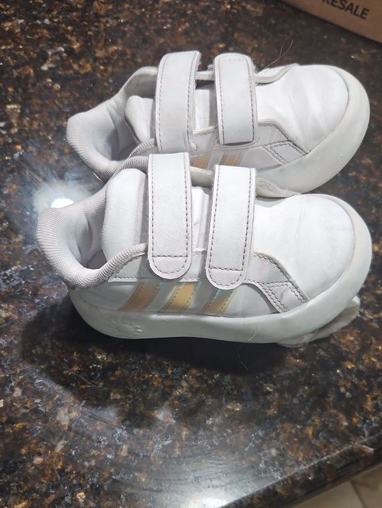adidas Other - Adidas Bubble White Kids Velcro Sneakers with Iridescent Stripe 7K